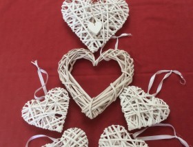 White wicker hearts