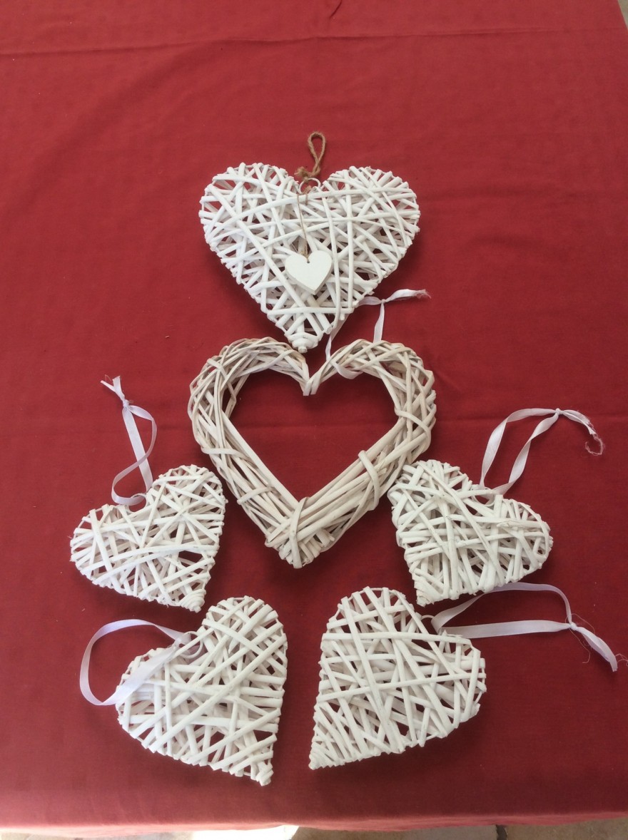 White wicker hearts