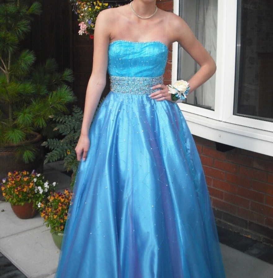DRESS 6