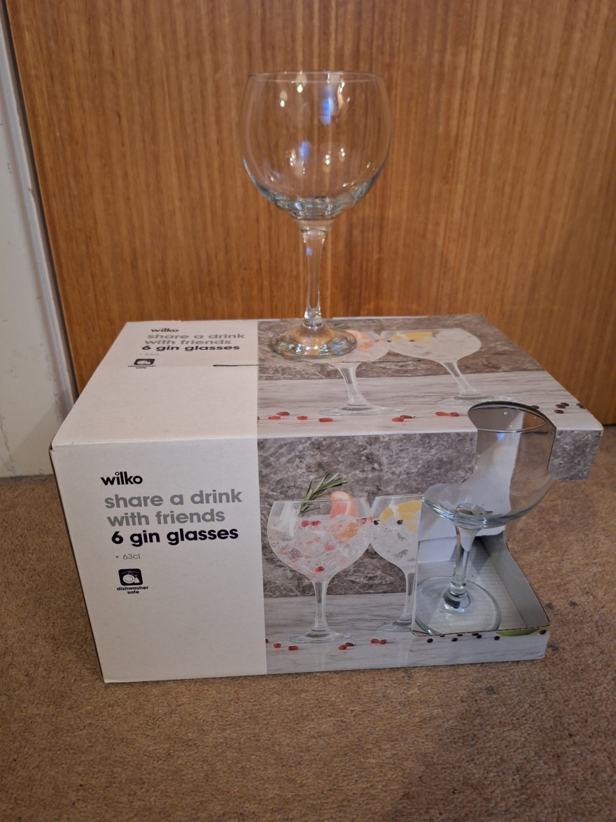 Gin glasses - 5 boxes of 6